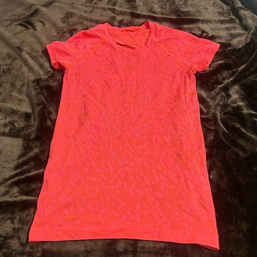 Lululemon shirt